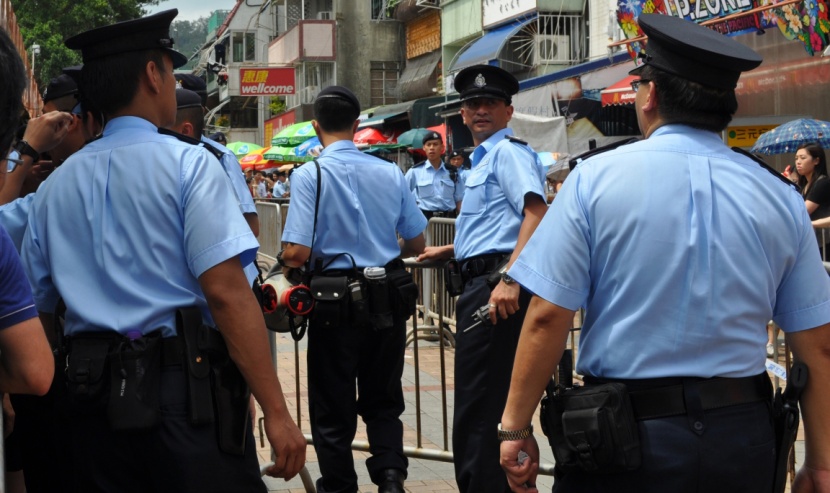 شرطة هونج كونج تعتقل خمسة أشخاص بتهمة القرصنة المعلوماتية