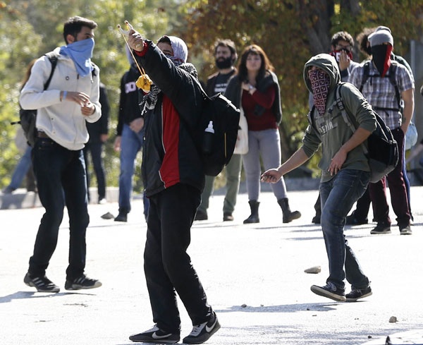 أردوغان: أعمال الشغب محاولة "لنسف" عملية السلام مع الأكراد