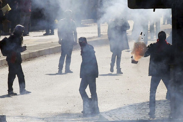 أردوغان: أعمال الشغب محاولة "لنسف" عملية السلام مع الأكراد