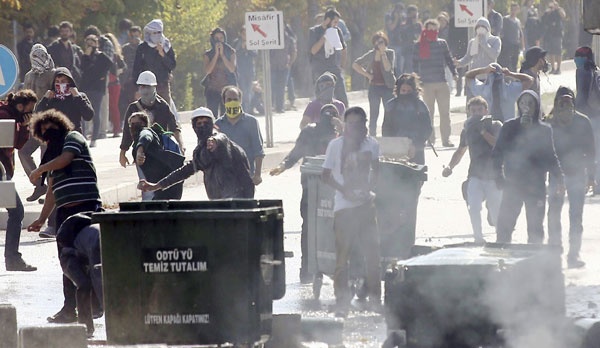 أردوغان: أعمال الشغب محاولة "لنسف" عملية السلام مع الأكراد