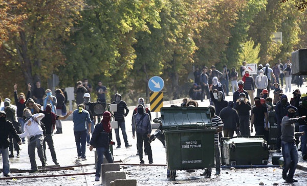 أردوغان: أعمال الشغب محاولة "لنسف" عملية السلام مع الأكراد
