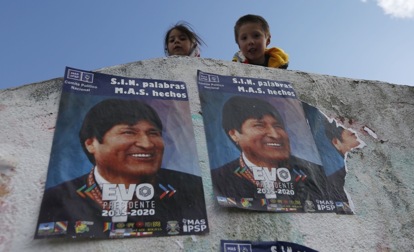 موراليس يتأهب للفوز بفترة رئاسية ثالثة في بوليفيا