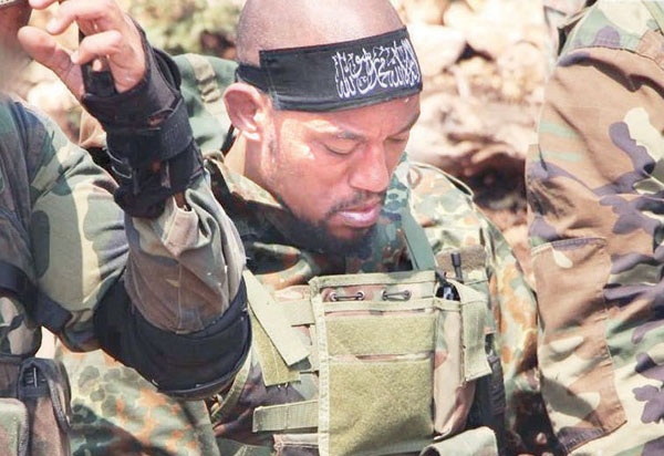 استهداف المبتعثين السعوديين وتجنيد «الغربيين» .. هل من علاقة؟