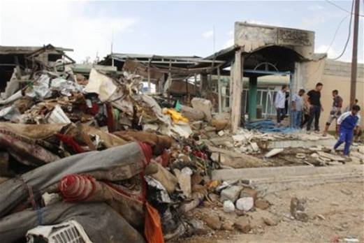 مقتل 19 وإصابة 28 في تفجير انتحاري أمام مسجد للشيعة في بغداد