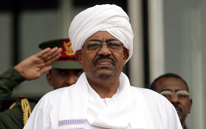 الحزب الحاكم السوداني يختار البشير مرشحه لانتخابات الرئاسة 2015