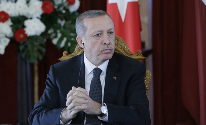 أردوغان: حزب كردي وافق على عبور مقاتلين من الجيش السوري الحر إلى كوباني