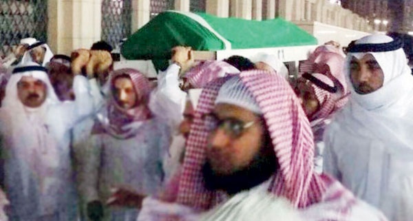 تشييع جثمان المبتعث القاضي في بقيع الغرقد