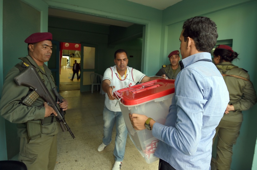 حزب نداء تونس يفوز بالانتخابات التشريعية .. والنهضة ثانيا