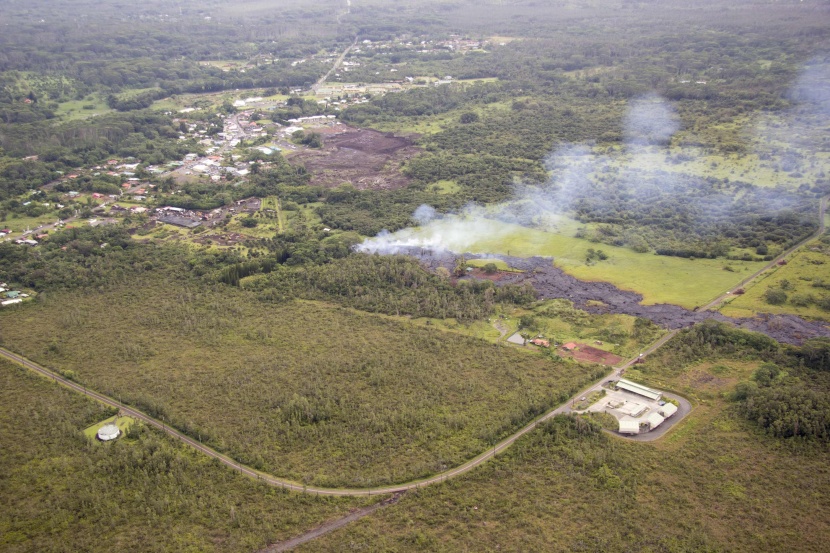 قصة مصورة : حمم بركان ثائر في هاواي تهدد مدينة بأسرها