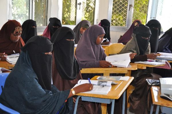 عناصر من حركة الشباب تقتل طالبتين جامعيتين في مقديشو