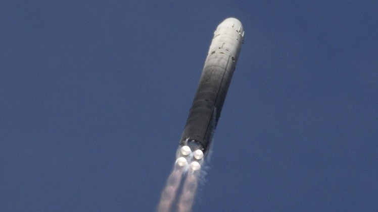 روسيا تجري تجربة جديدة على صاروخ عابر للقارات