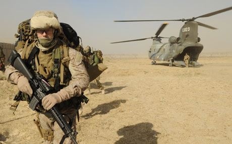 قوة أمريكية تقدم المشورة للقوات العراقية في الأنبار