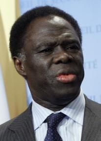 انتخاب الدبلوماسي ميشال كافاندو رئيس بالوكالة في بوركينا فاسو