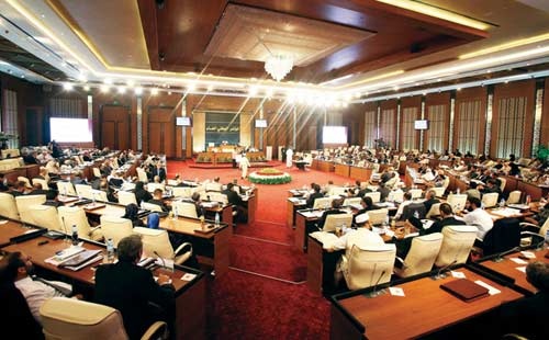 عودة العمل في البرلمان الليبي المنتهية ولايته بعد إحيائه بقرار قضائي