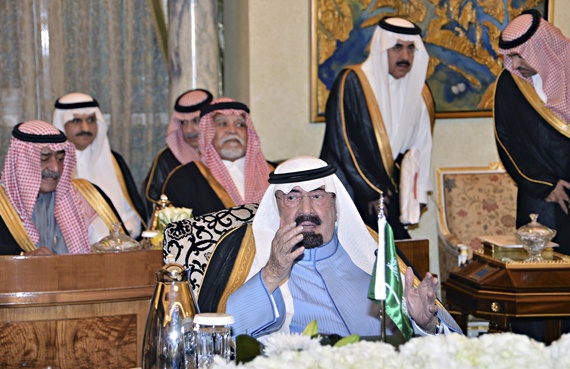 عُمان ترحب بدعوة الملك لطي صفحة الخلاف الخليجي