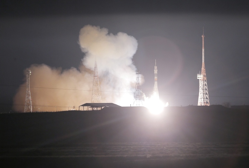 قصة مصورة: انطلاق كبسولة الفضاء 'سويوز' في مهمة إلى المحطة الدولية