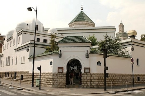 جمعية إسلامية في فرنسا تدافع عن منظمة تصنفها الامارات "ارهابية"