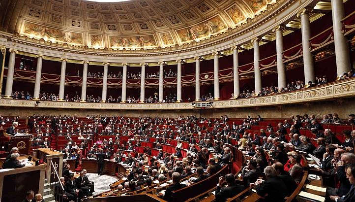 النواب الفرنسيون يناقشون الاعتراف بدولة فلسطين