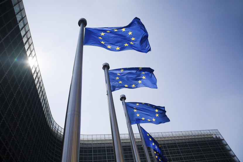 الاتحاد الأوروبي يفرض عقوبات على المشاركين في انتخابات شرق أوكرانيا