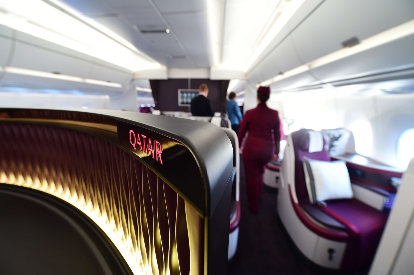 قصة مصورة: ايرباص تسلم أول طائراتها " ايه 350 " للخطوط الجوية القطرية