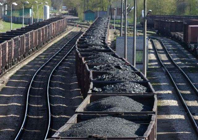 روسيا تعرب عن استعدادها لتزويد أوكرانيا بالفحم