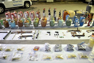 البحرين: القبض على اثنين من المطلوبين أمنيا والمحكومين بالمؤبد في قضايا إرهابية