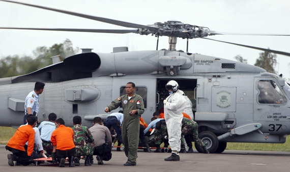 اندونيسيا : التعرف على ضحايا الطائرة أضحى صعبا