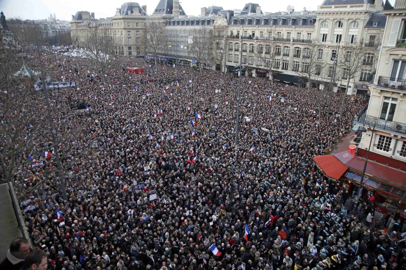 أكثر من 3.3 مليون شخص شاركوا في المسيرة ضد الإرهاب في باريس