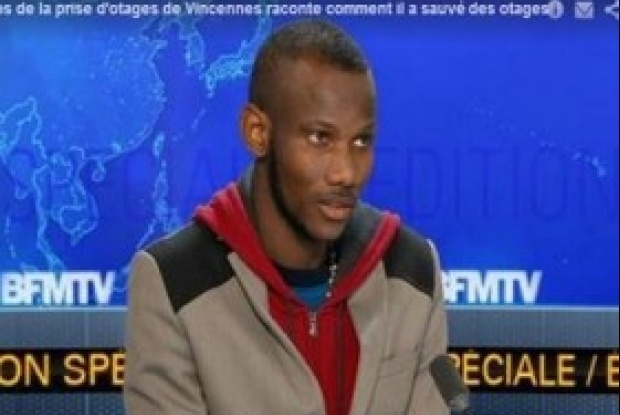 منح الجنسية الفرنسية لمسلم من مالي أنقذ حياة رهائن في متجر للأطعمة اليهودية