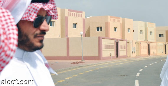 وزير الإسكان : إحصائية 62% من السعوديين يمتلكون مساكن "صحيحة"