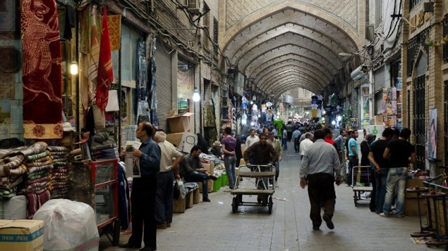 مستقبل مظلم ينتظر الإيرانيين مع زيادة تكاليف المعيشة