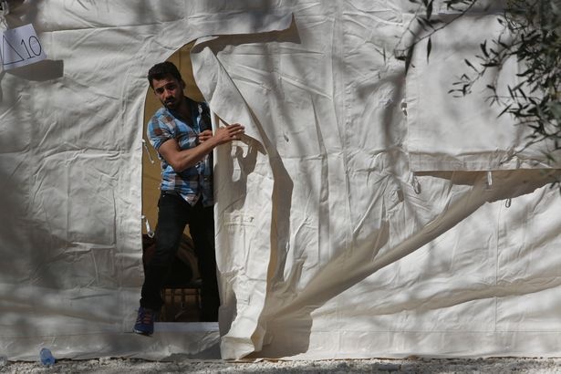 تحقيق: اللاجئون السوريون تحت رحمة المهربين في قبرص