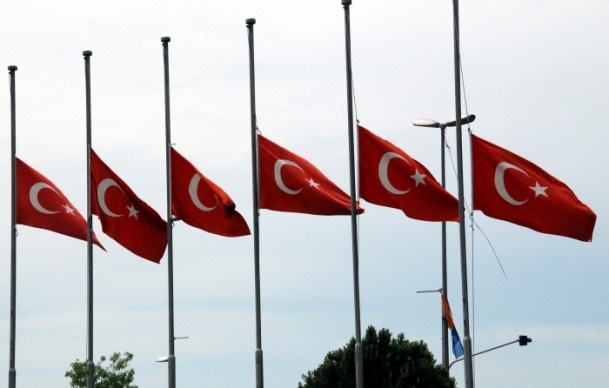 تركيا تعلن الحداد يوماً واحداً لوفاة خادم الحرمين الشريفين