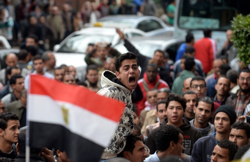 16 حالة وفاة و 50 مصابا خلال أحداث مصر