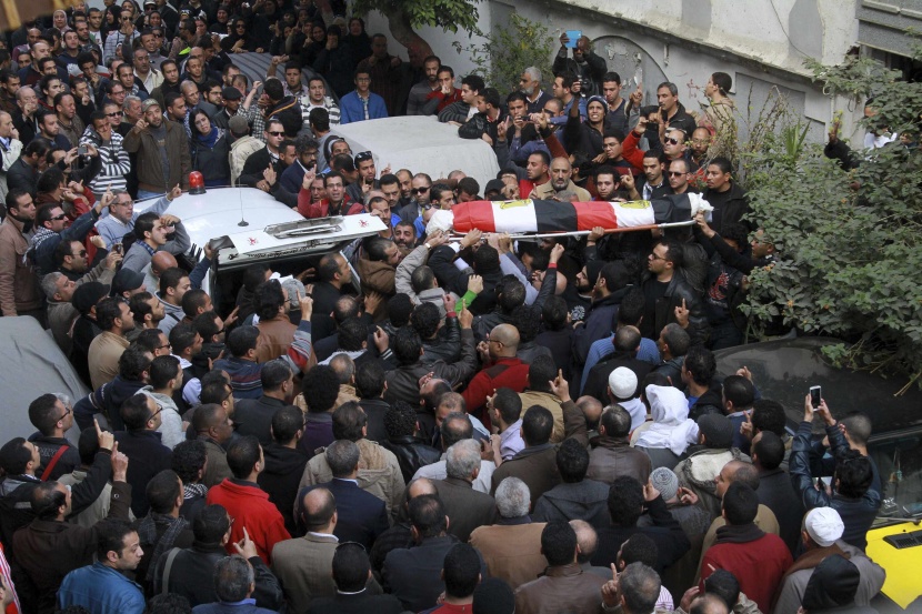 16 حالة وفاة و 50 مصابا خلال أحداث مصر