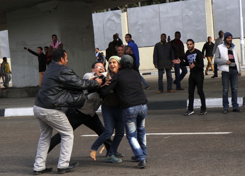 16 حالة وفاة و 50 مصابا خلال أحداث مصر