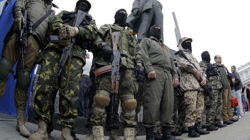 ألمانيا تدعو الانفصاليين المؤيدين لروسيا لوقف هجومهم في شرق أوكرانيا