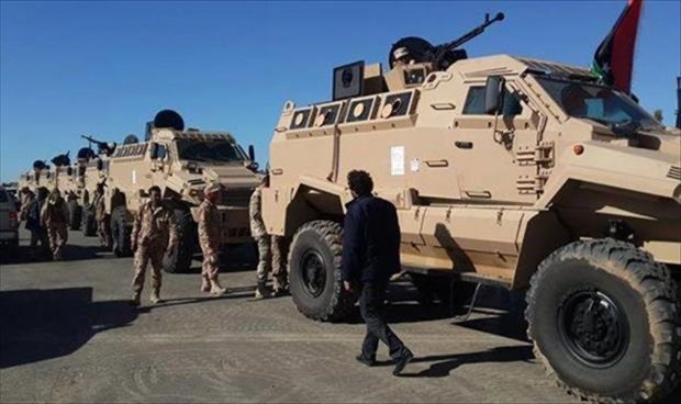 فجر ليبيا تستهدف قاعدة الوطية الجوية غرباً بالأسلحة الثقيلة