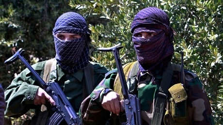 فرنسا توقف 8 أشخاص بتهمة إرسال مقاتلين إلى سوريا