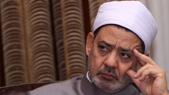 الأزهر يدعو إلى قتل وصلب وتقطيع أيدي وأرجل ارهابيي "داعش"