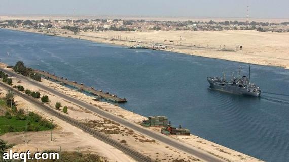مصر تثبت رسوم عبور السفن في قناة السويس في 2015