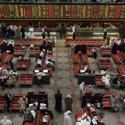 بورصات الخليج تتراجع بفعل النفط والنتائج الفصلية