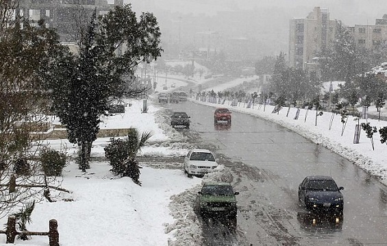 الأردن يعلن غدا عطلة رسمية بسبب ثلوج كثيفة متوقعة