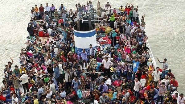 ارتفاع حصيلة ضحايا غرق عبارة فى بنغلاديش إلى 41 قتيلا