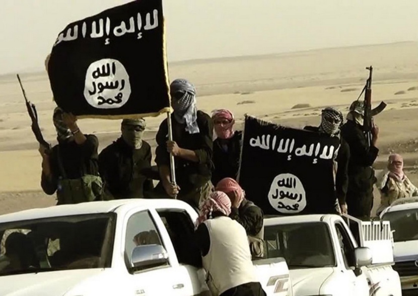 المرصد السوري: "داعش" يخطف 90 مسيحيا من قريتين في سوريا