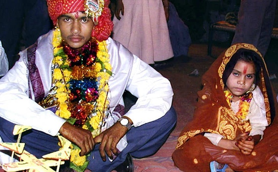 إقليم باكستاني يغلظ العقوبات في حالات زواج القاصرات