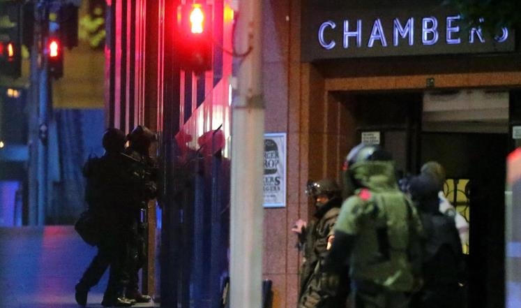 اعادة افتتاح المقهى الذي شهد أزمة الرهائن في سيدني أواخر العام الماضي