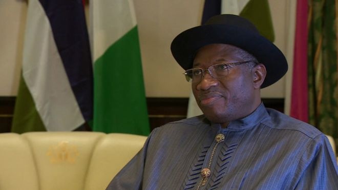 جوناثان يحث أنصاره على الهدوء بعد خسارته في انتخابات نيجيريا