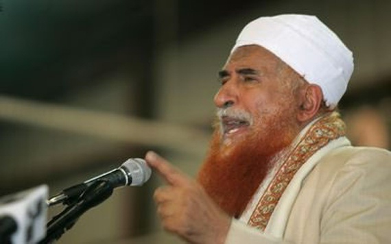 الزنداني يصدر فتوى بتأييد عاصفة الحزم ويدعو للنفير