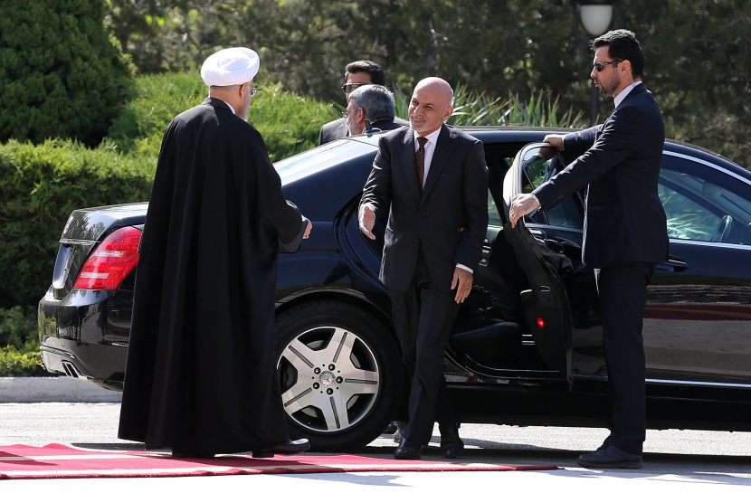 الرئيس الأفغاني يصل إلى طهران
